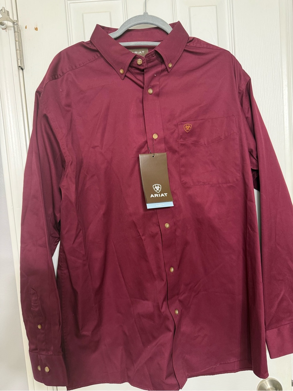 Ariat Men's Button-Down Dress Shirt - Maroon